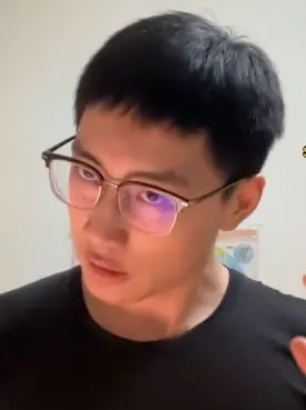 文件:碧桑驾dell教授.png